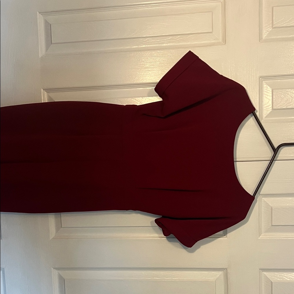 Alexia Admor Rich Burgundy Midi Dress